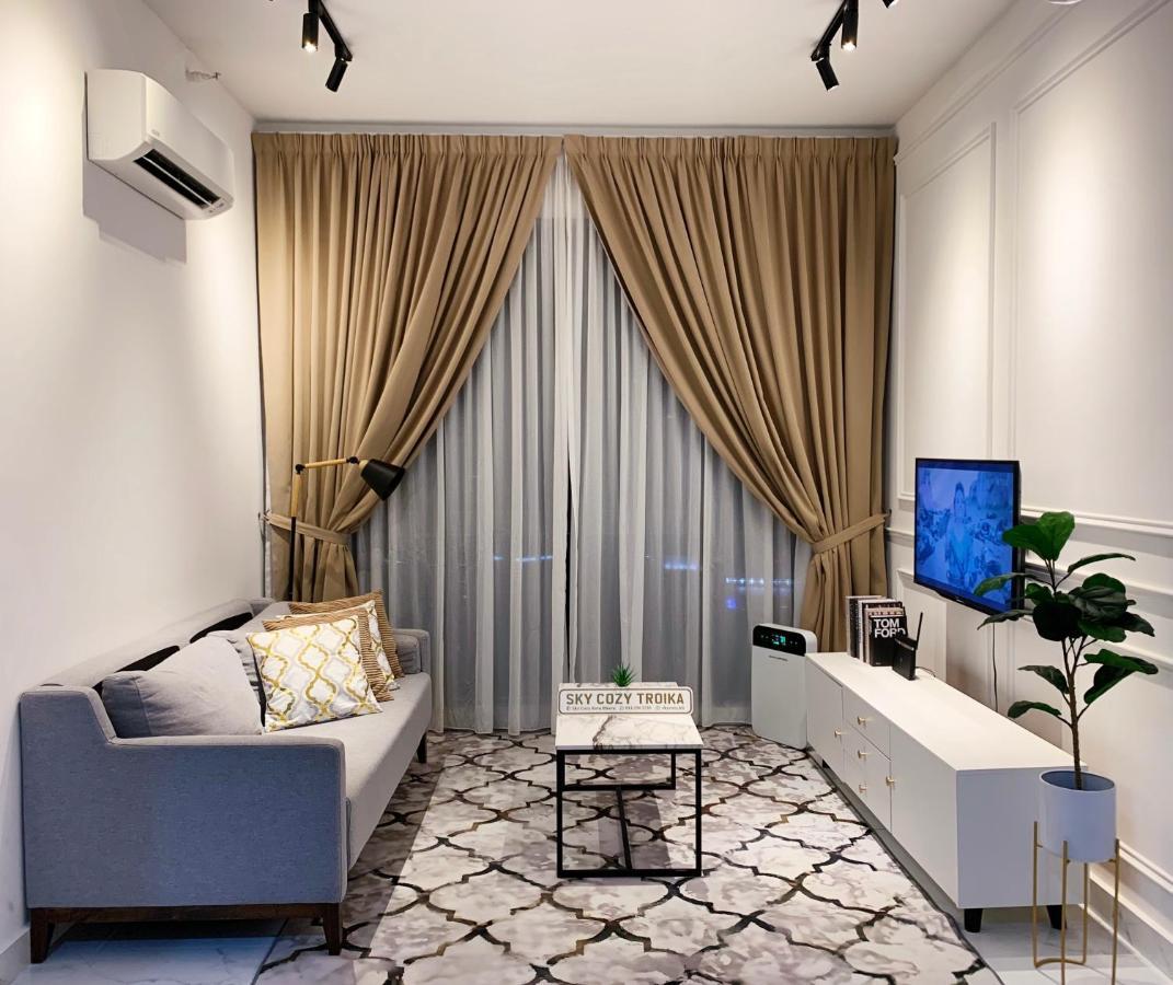 Sky Cozy Troika Residence, 1 Bedroom 4-6 Pax, 2 Bedrooms 6-8 Pax, Pool Vew, Sky & City View, Free Parking, Pool, Unlimited Wifi & Netflix Kota Bharu Buitenkant foto