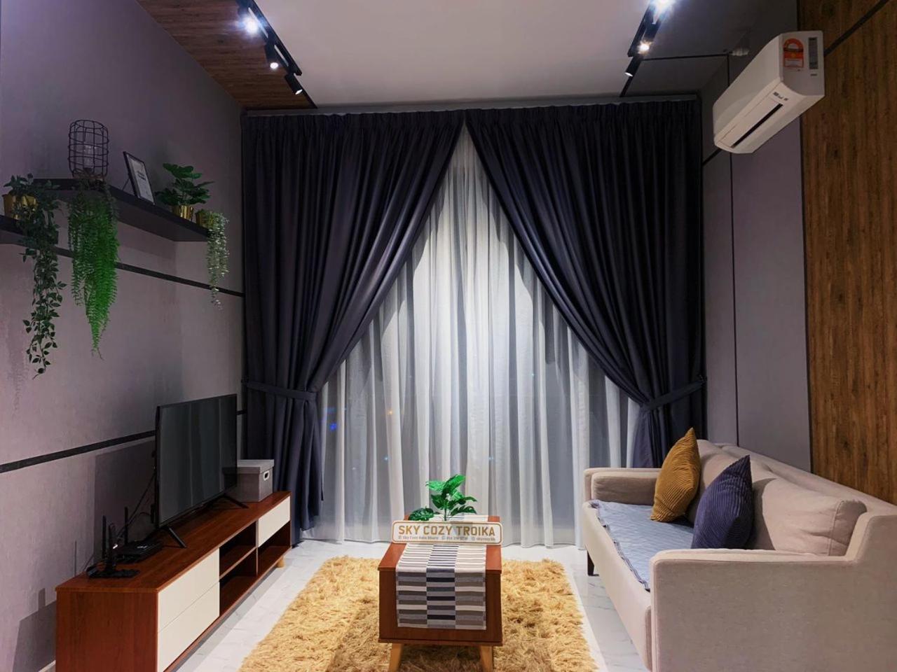 Sky Cozy Troika Residence, 1 Bedroom 4-6 Pax, 2 Bedrooms 6-8 Pax, Pool Vew, Sky & City View, Free Parking, Pool, Unlimited Wifi & Netflix Kota Bharu Buitenkant foto