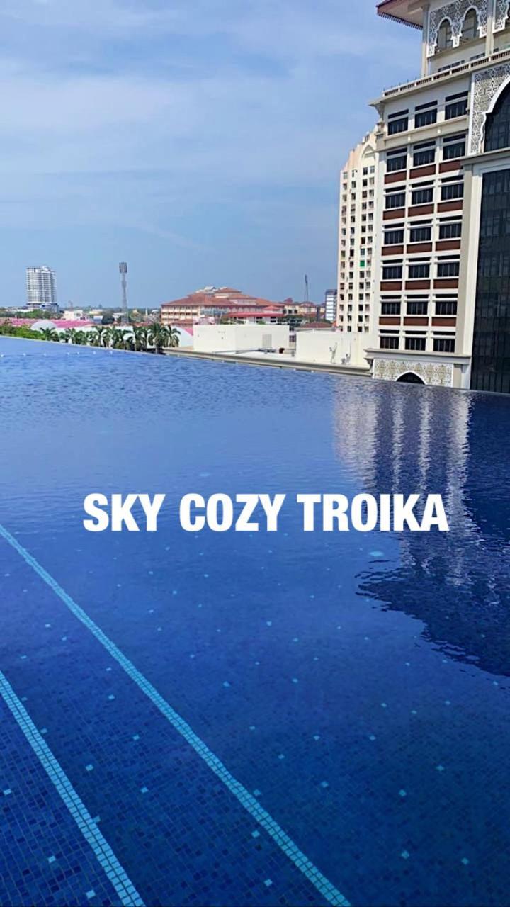 Sky Cozy Troika Residence, 1 Bedroom 4-6 Pax, 2 Bedrooms 6-8 Pax, Pool Vew, Sky & City View, Free Parking, Pool, Unlimited Wifi & Netflix Kota Bharu Buitenkant foto