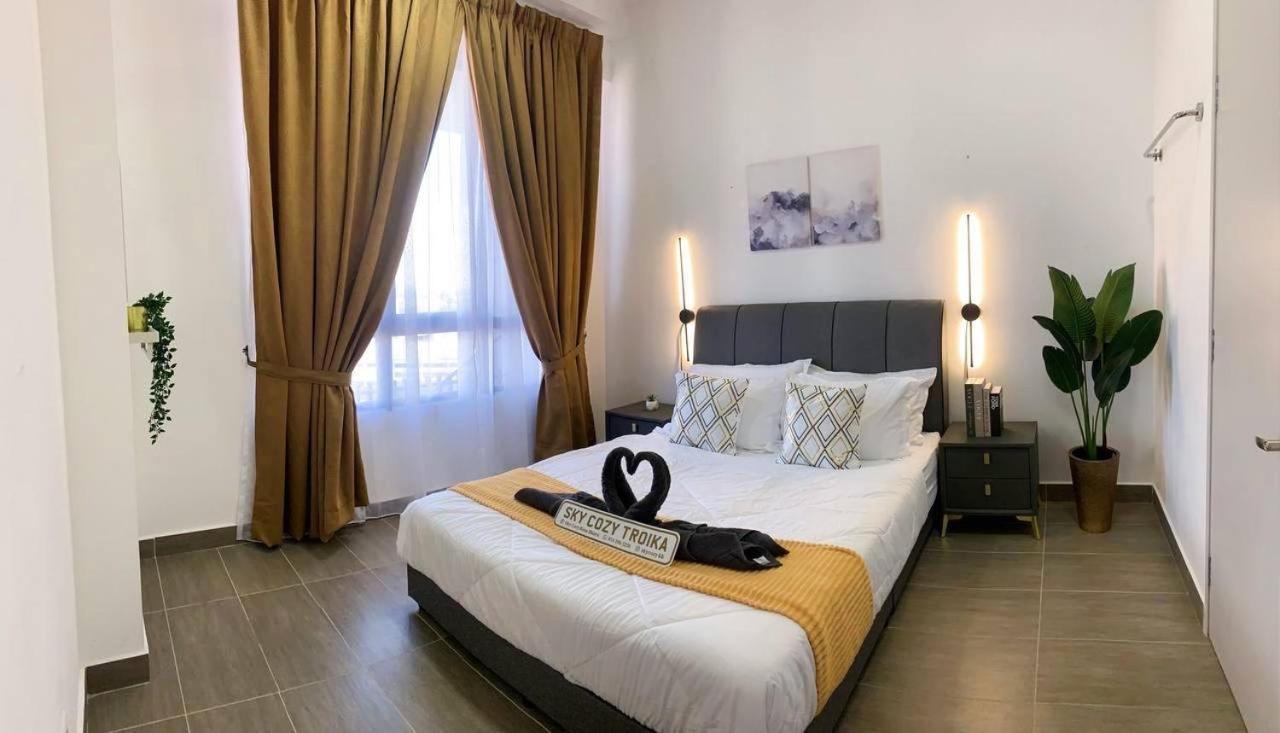 Sky Cozy Troika Residence, 1 Bedroom 4-6 Pax, 2 Bedrooms 6-8 Pax, Pool Vew, Sky & City View, Free Parking, Pool, Unlimited Wifi & Netflix Kota Bharu Buitenkant foto